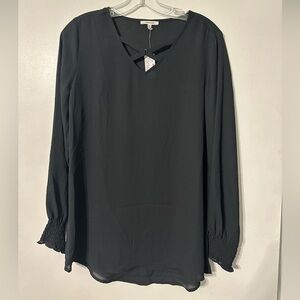 Maurices NWT Black V-Neck Long Sleeve Tunic Blouse Women’s Small